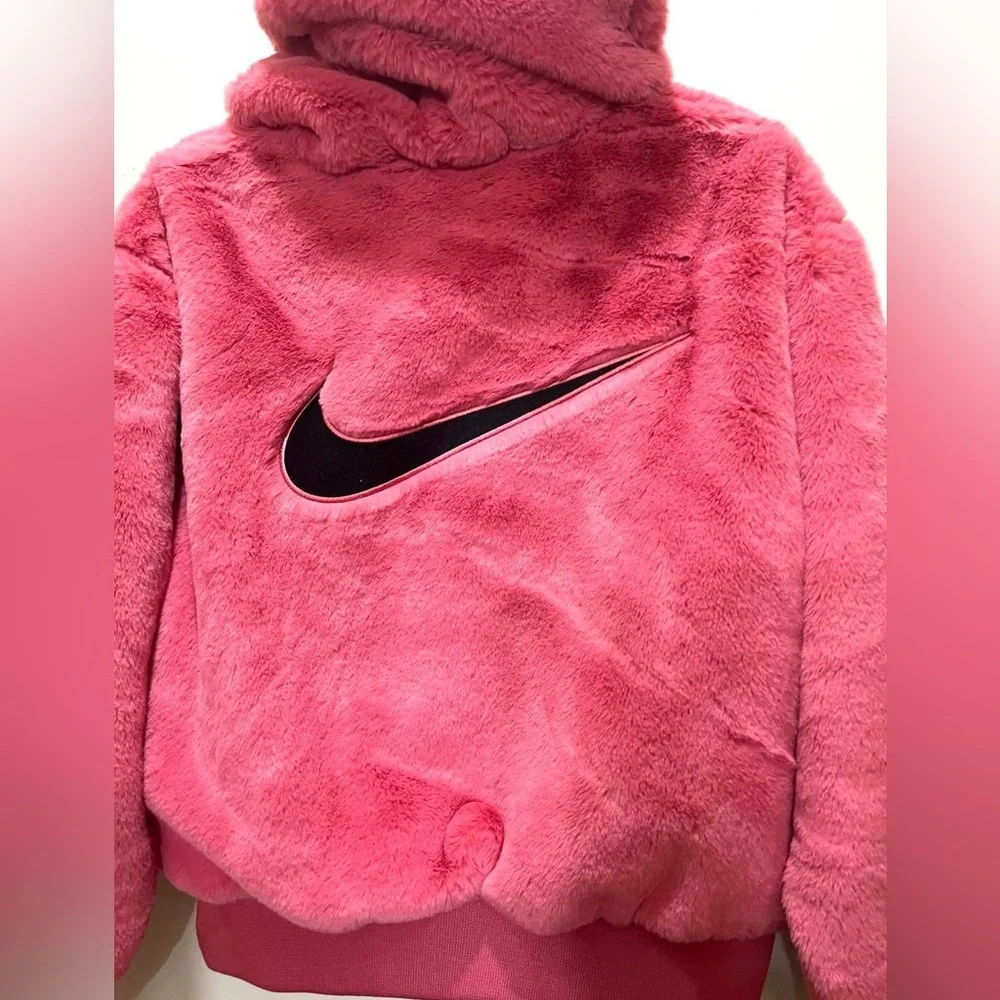 Nike Women’s Faux Fur Sportswear Pink Jacket - Picture 9 of 14